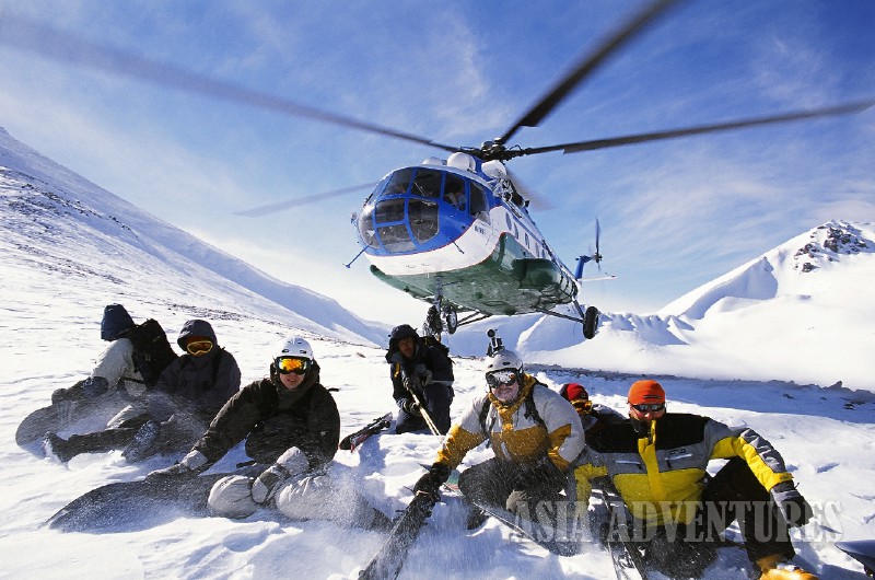 Photo 2. Heli ski Heliboard